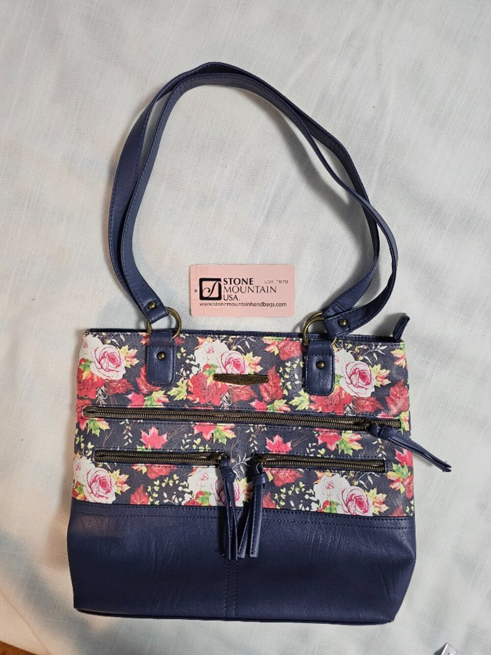 Stone Mountain Medium Shoulder Bag Navy Floral Multi Pocket Faux Leather $79 - Picture 3 of 12